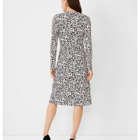 New Ann Taylor winter white floral wrap dress - Picture 3 of 8